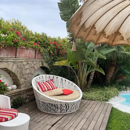 La Firulina, * Capri