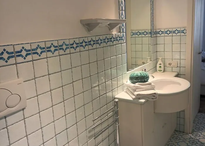 La Firulina, * Capri